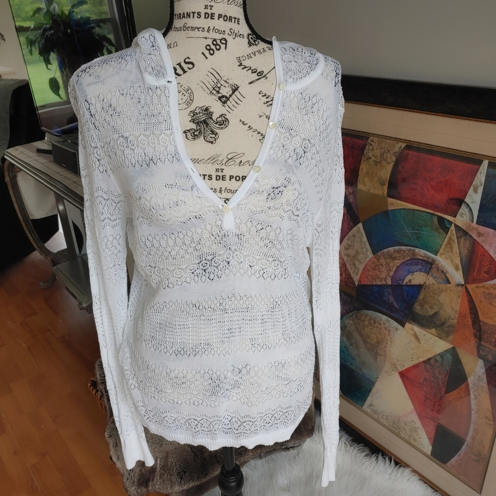 Eddie Bauer 100% Pima Cotton White Knitted Top.